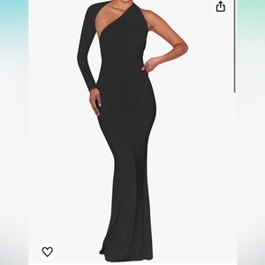 SEXY x CHIC FLOOR LENGTH 🖤